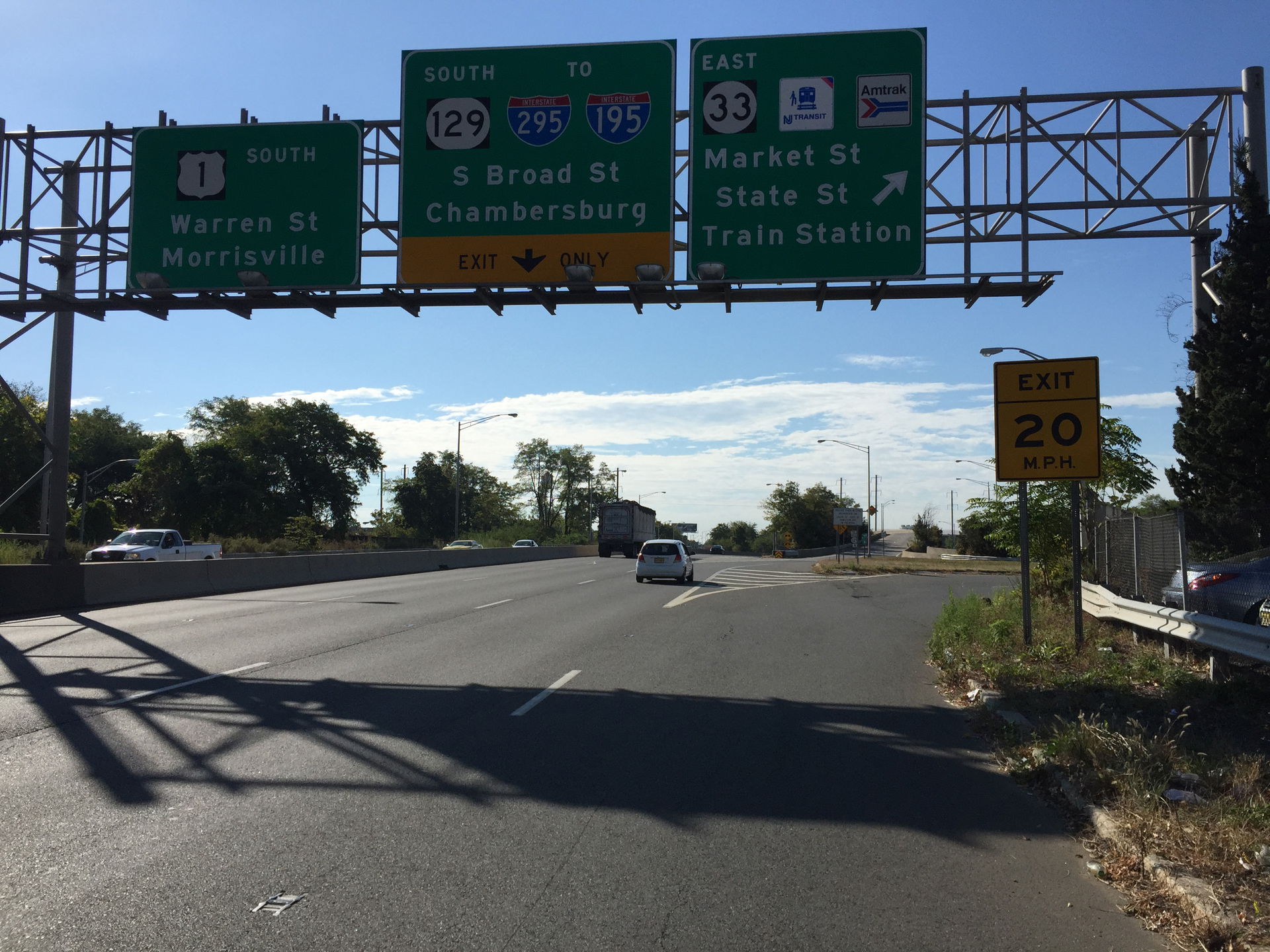View south along U.S. Route 1 (Trenton Freeway) at the exit for…