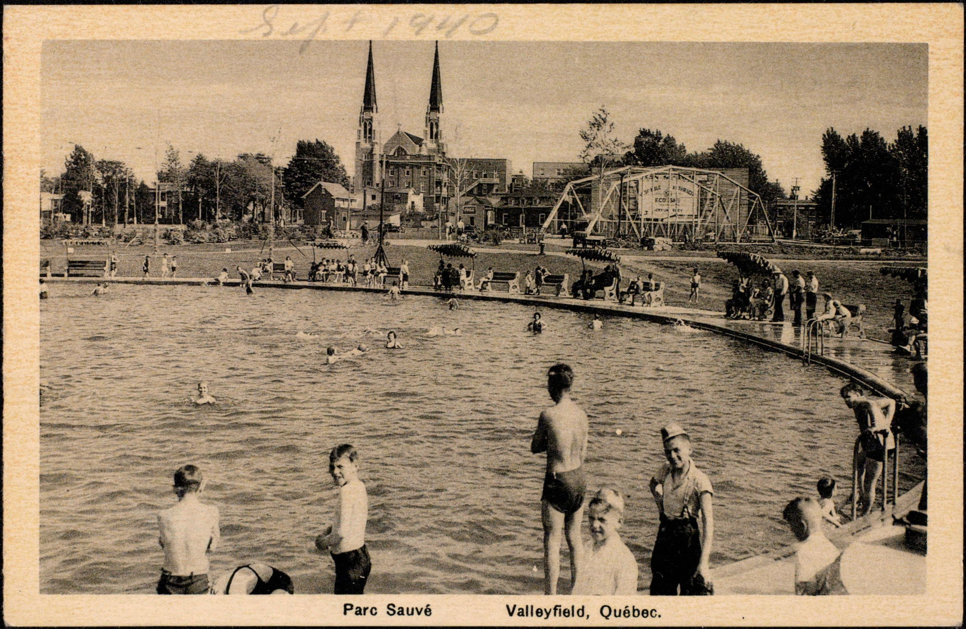 Titre : Parc Sauvé, Valleyfield, Québec
Éditeur : Photogelatine…