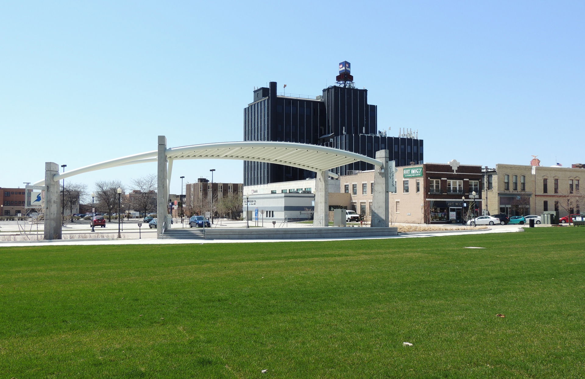 Downtown Sheboygan looking southwest at the U.S. Bank building