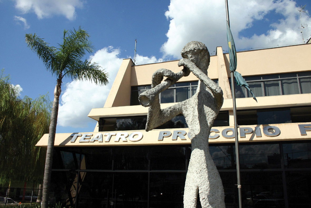 Foto do Teatro "Procópio Ferreira" (Conservatório Dramático e M…