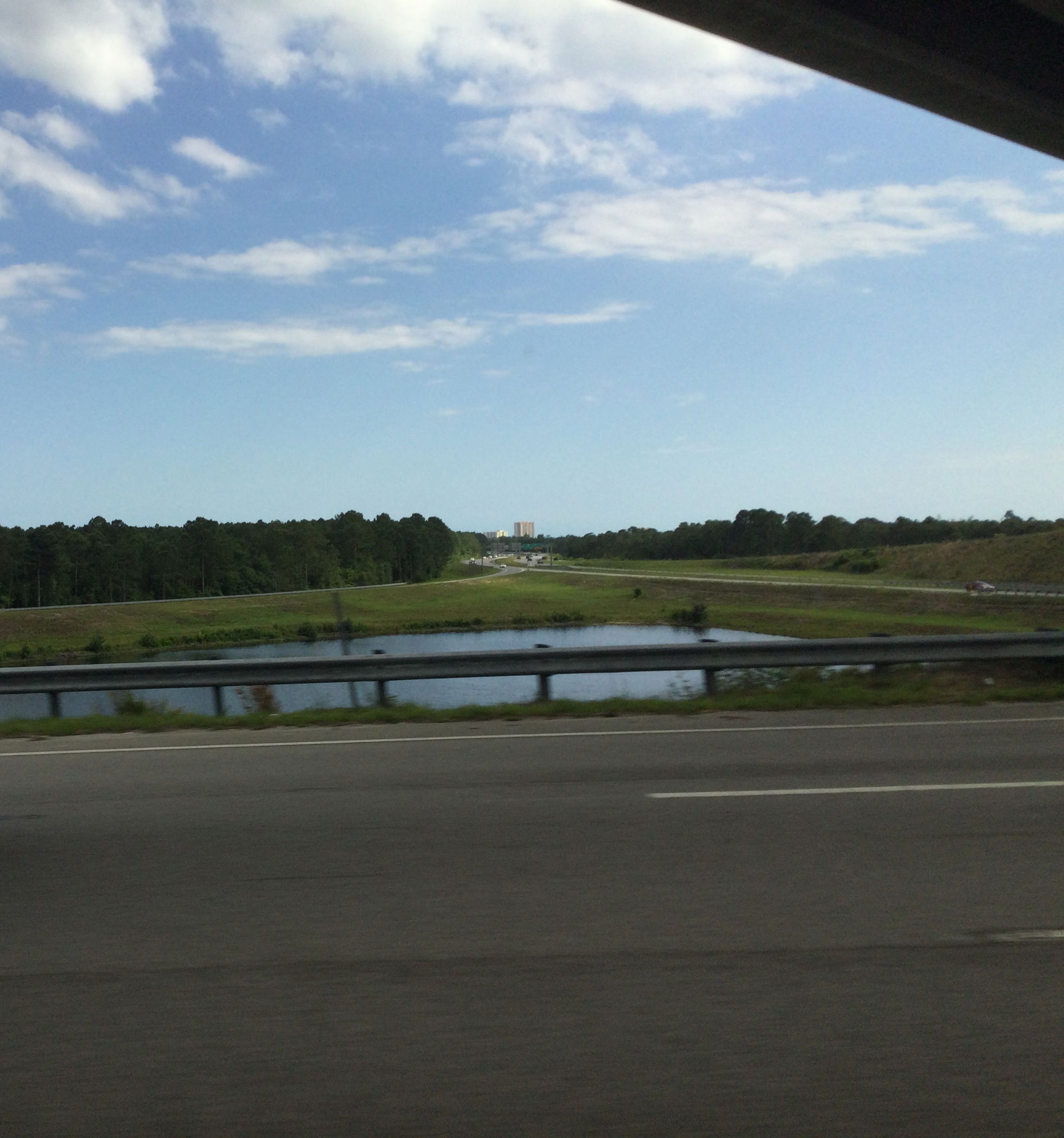 Myrtle Beach, South Carolina Hotels seem from SC 31.