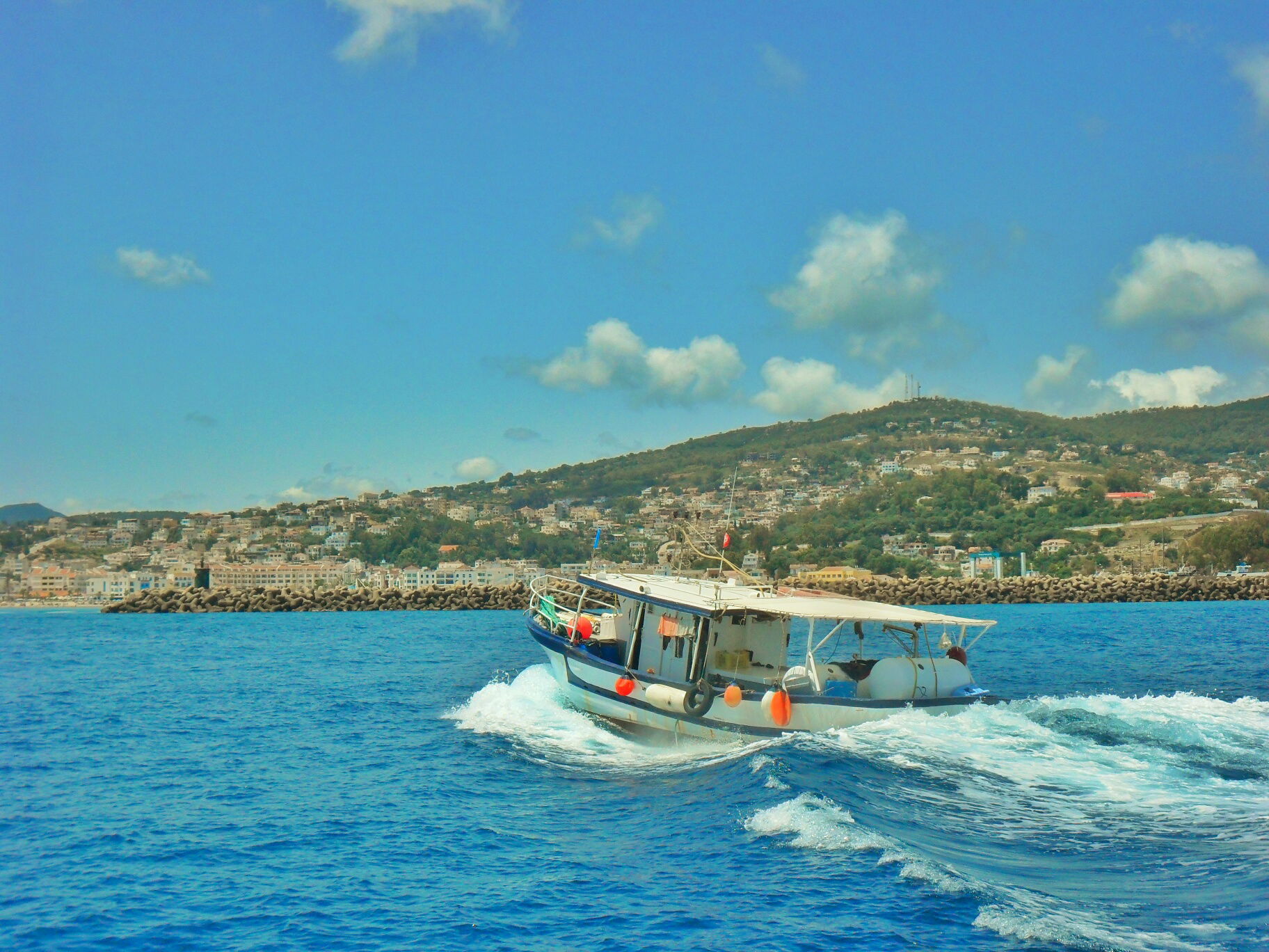 Vue du port de Tabarka