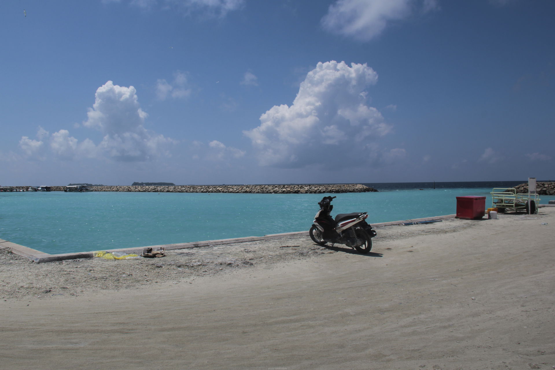 Maafushi, port