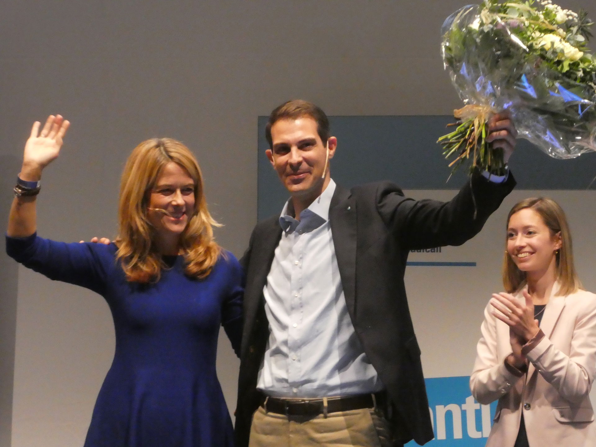 Thierry Burkart übernimmt von Petra Gössi das Präsidentenamt de…