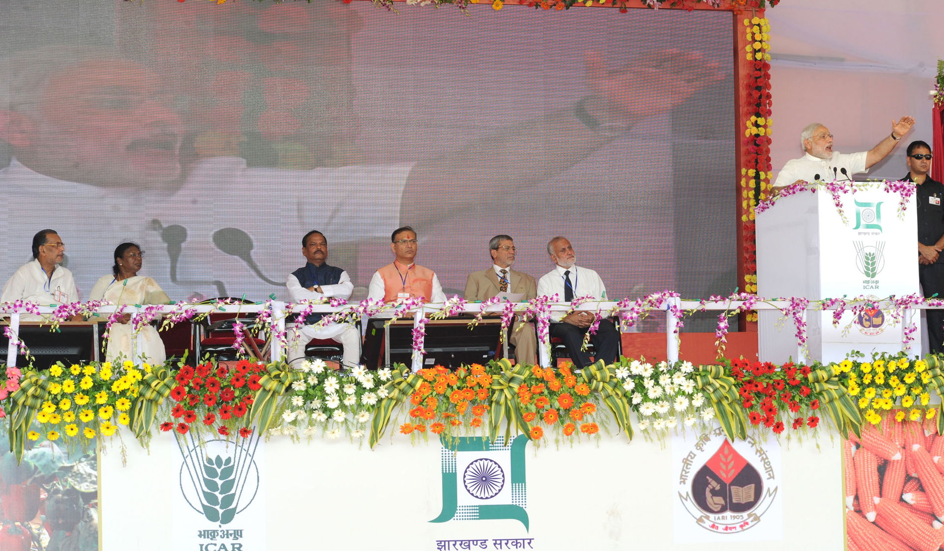 The Prime Minister, Shri Narendra Modi addressing the gathering…
