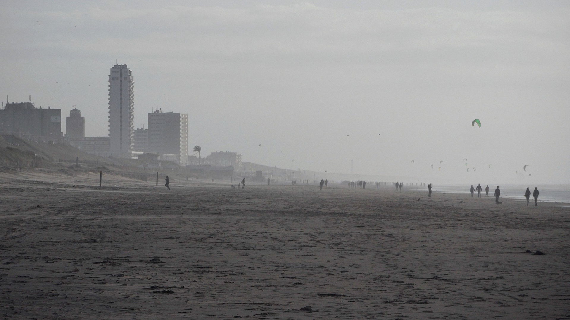 Zandvoort (North Holland): Skyline and beach looking south; in …