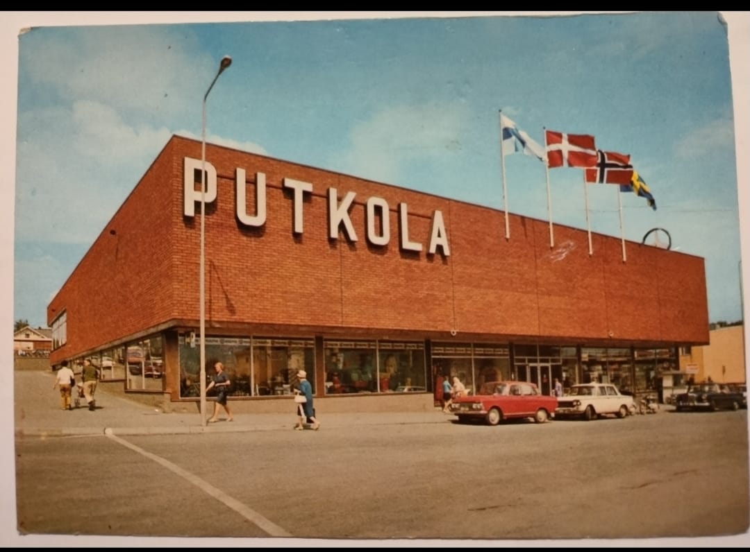 Putkola Oy:n tavaratalo Iisalmessa.