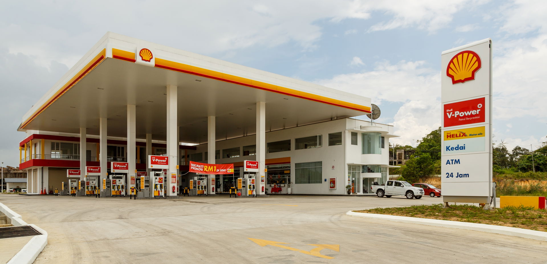 Sandakan, Sabah, Malaysia: Shell Station Labuk Road