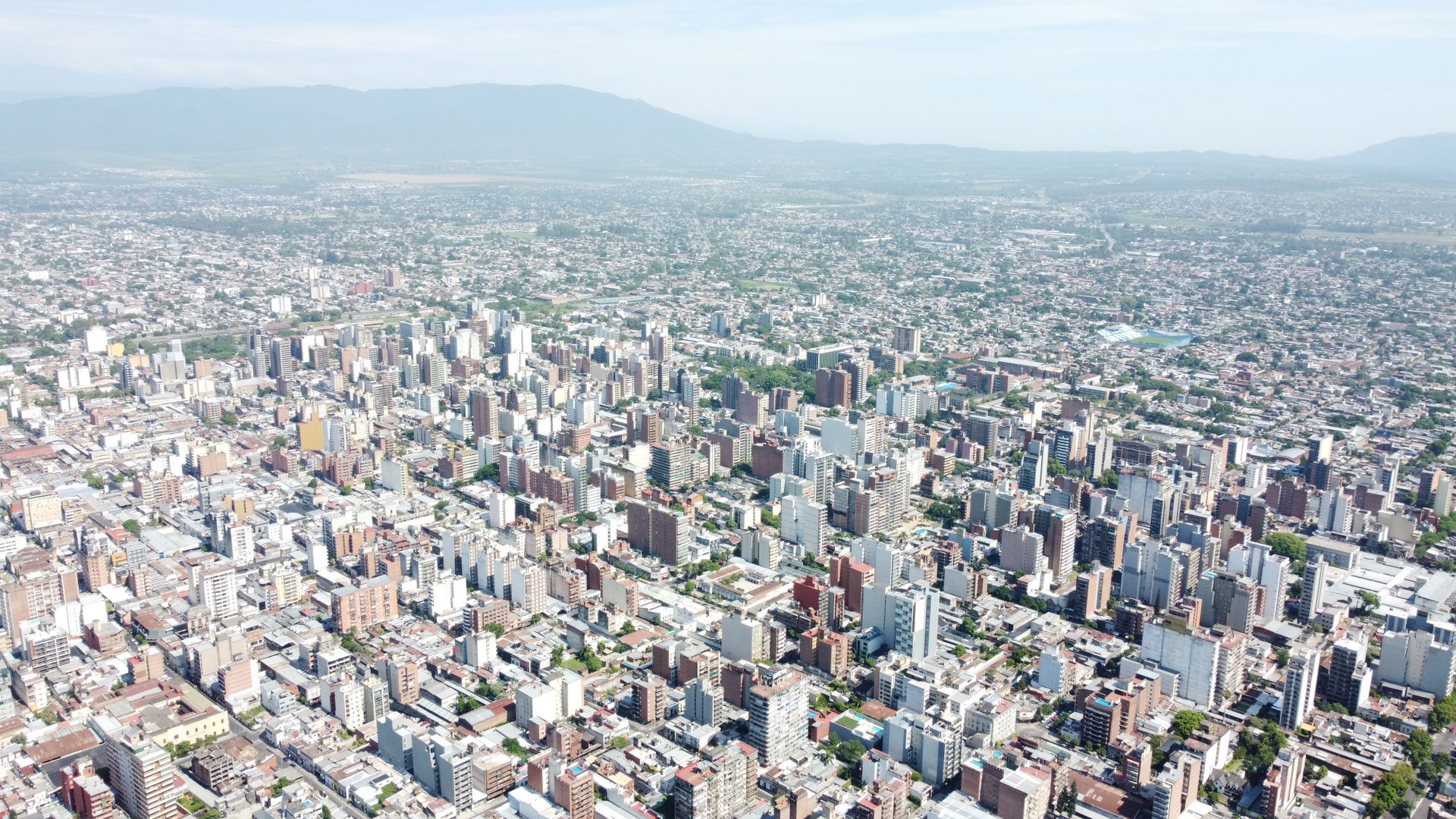 San Miguel de Tucumán capital de la provincia foto aérea diurna…