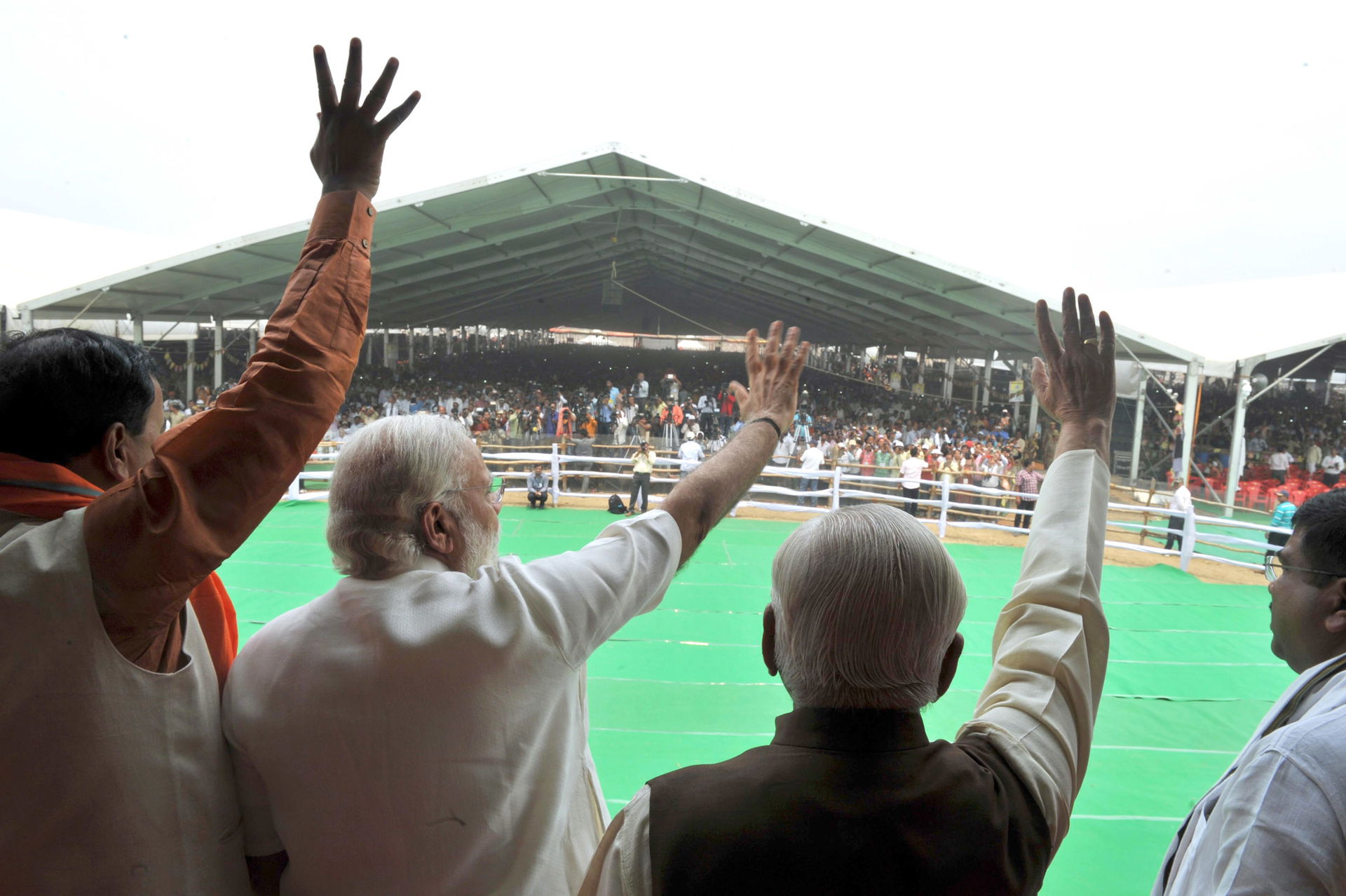 The Prime Minister, Shri Narendra Modi at the launching ceremon…
