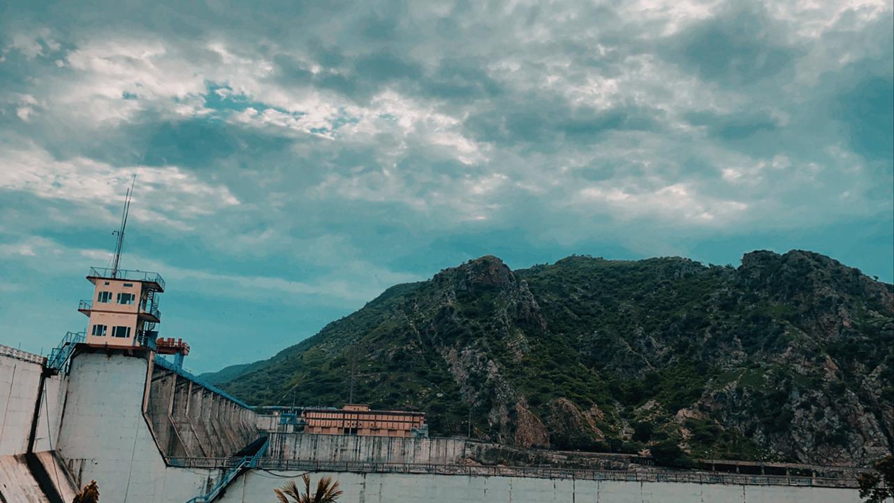 Mountain View from right side of Bisalpur Dam