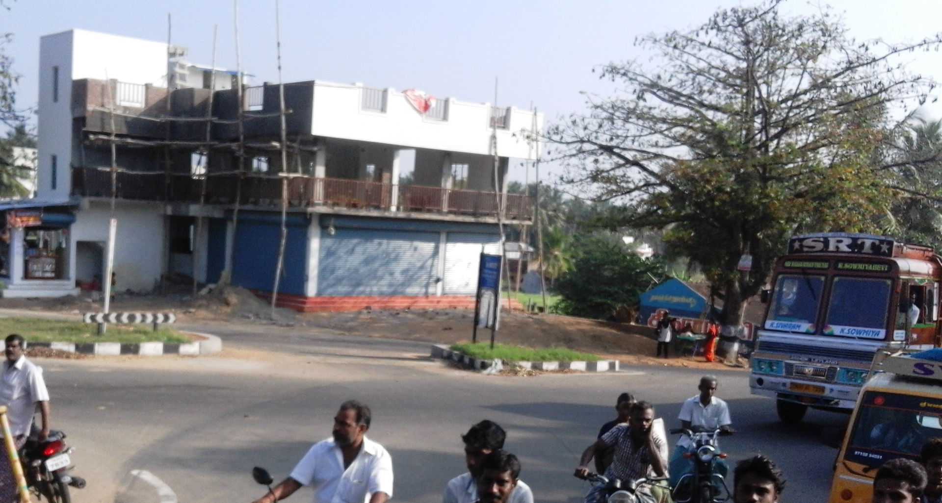 Palakkad to Pollachi by Train,Indai.