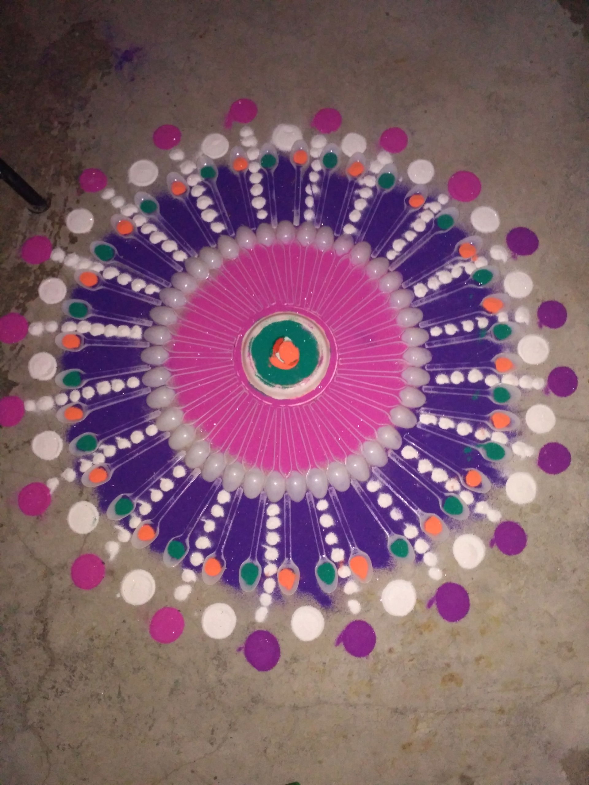 चमच्याची रांगोळी