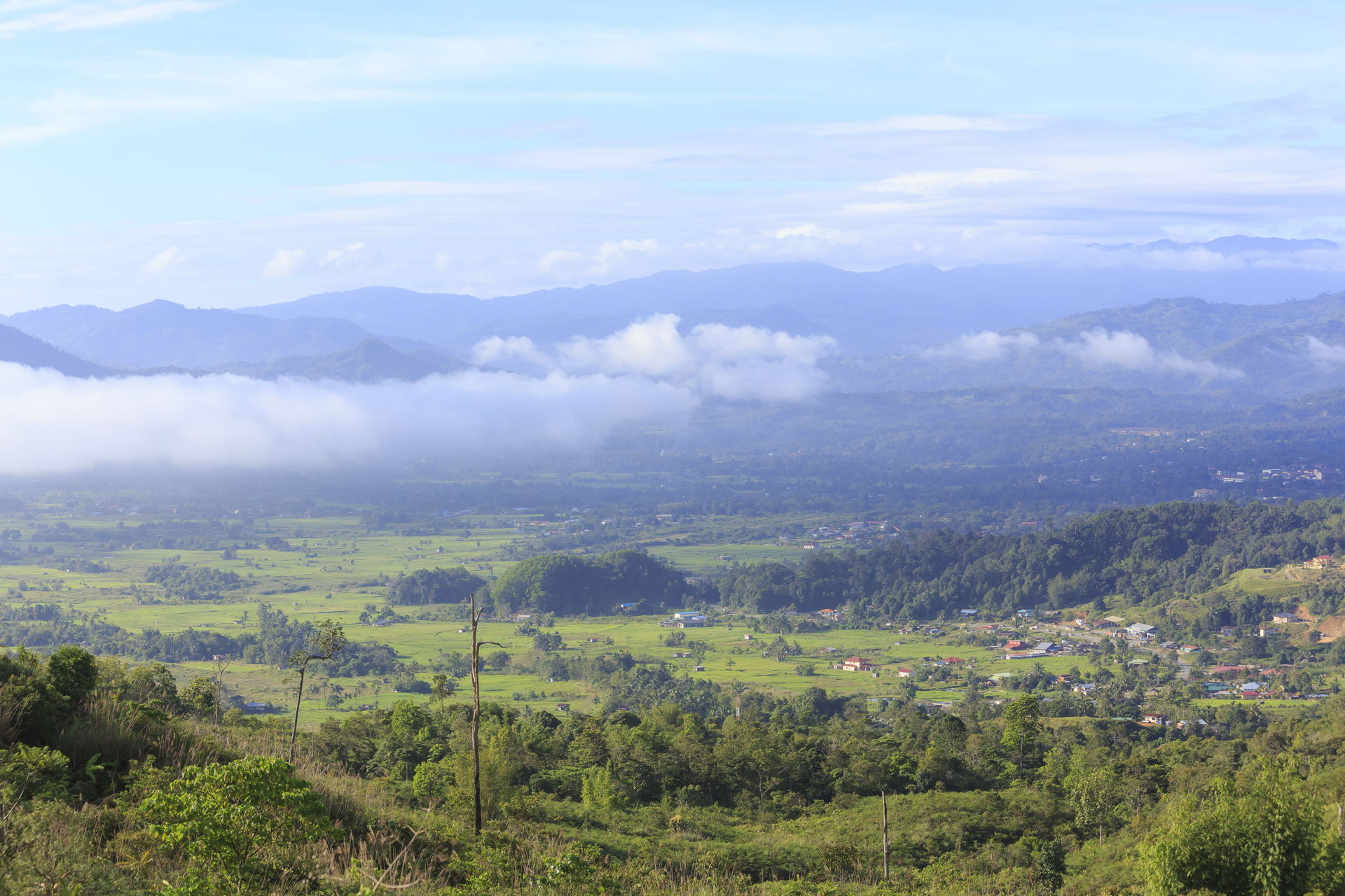 Ranau, Sabah: View over the Ranau Plain from Sports Complex Ran…