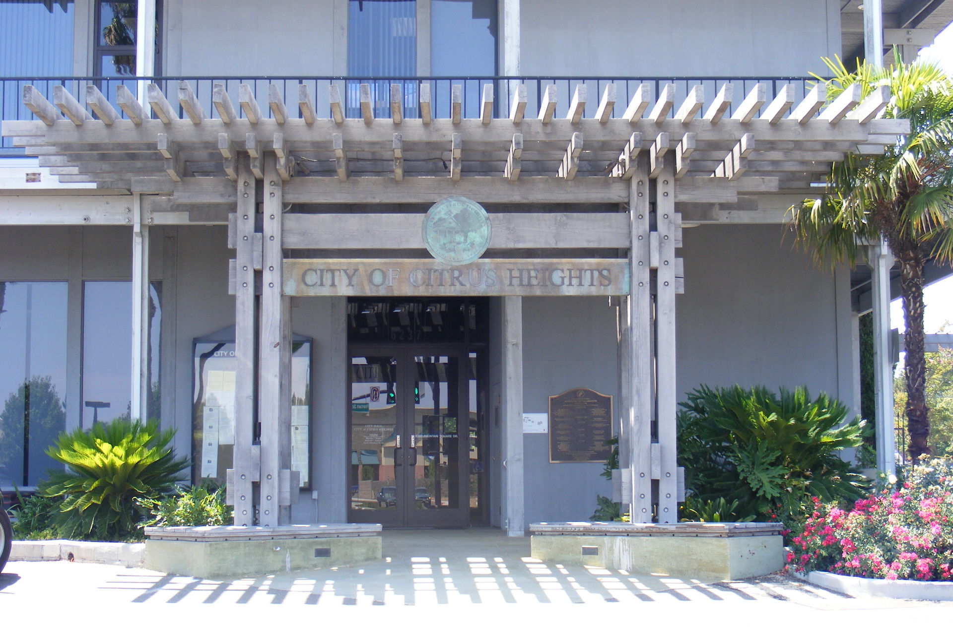 en:Citrus Heights, California - City Hall.