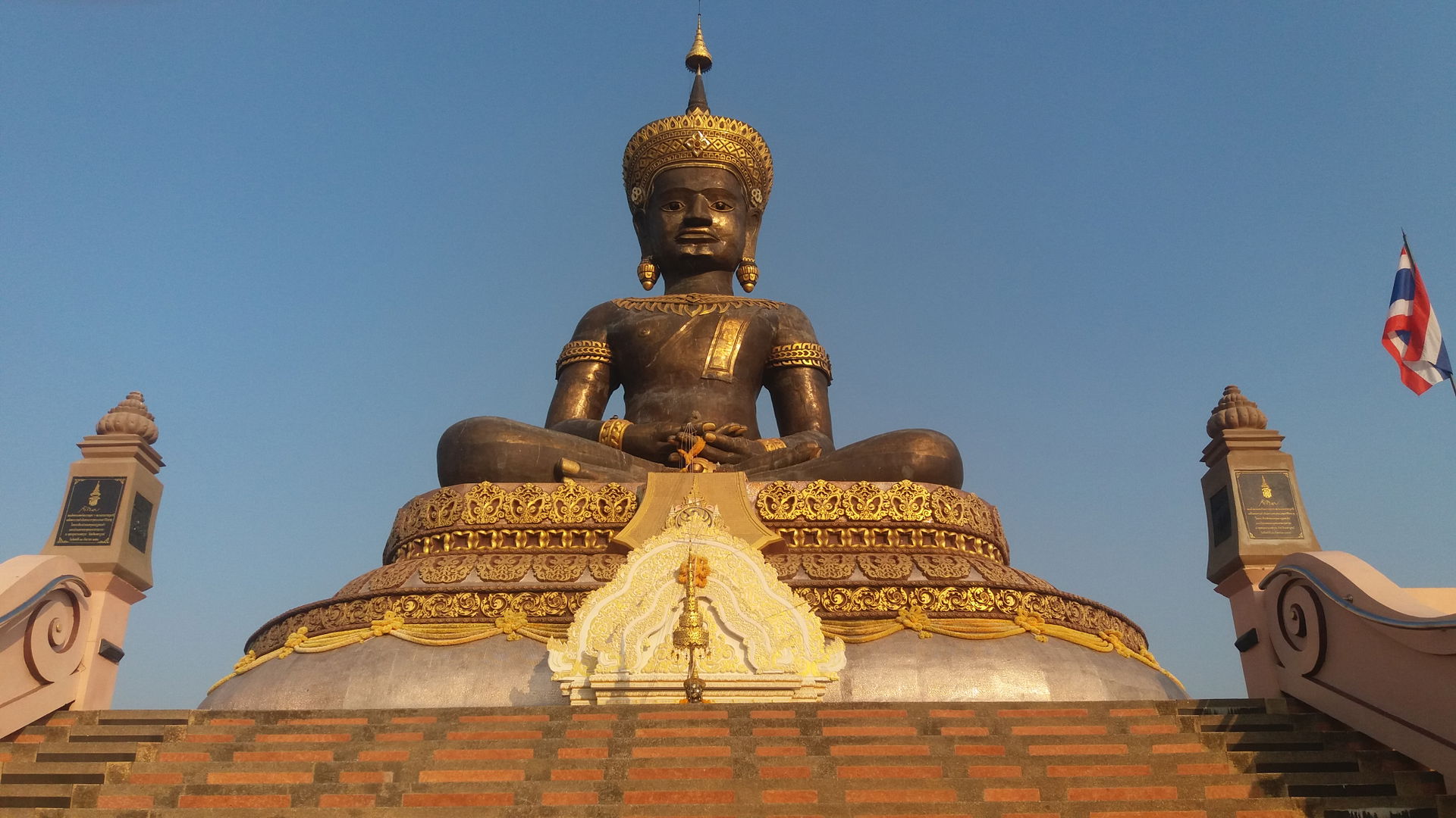 Phra Buddha Maha Thammaracha Chalerm Phrakiat, Phetchabun, Budd…