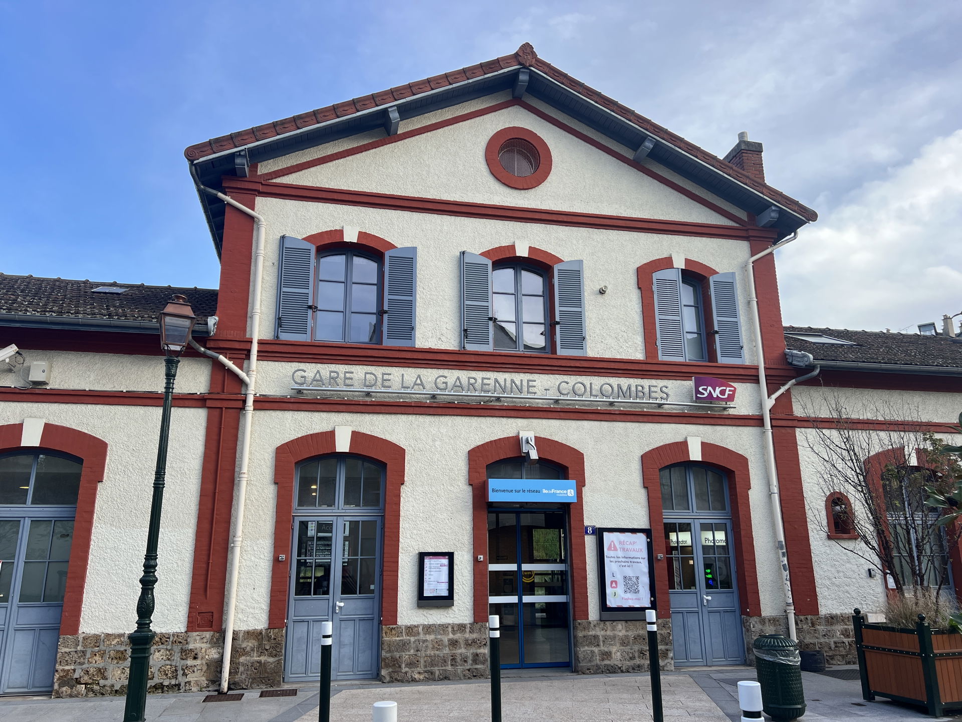 Gare de La Garenne-Colombes, La Garenne-Colombes.