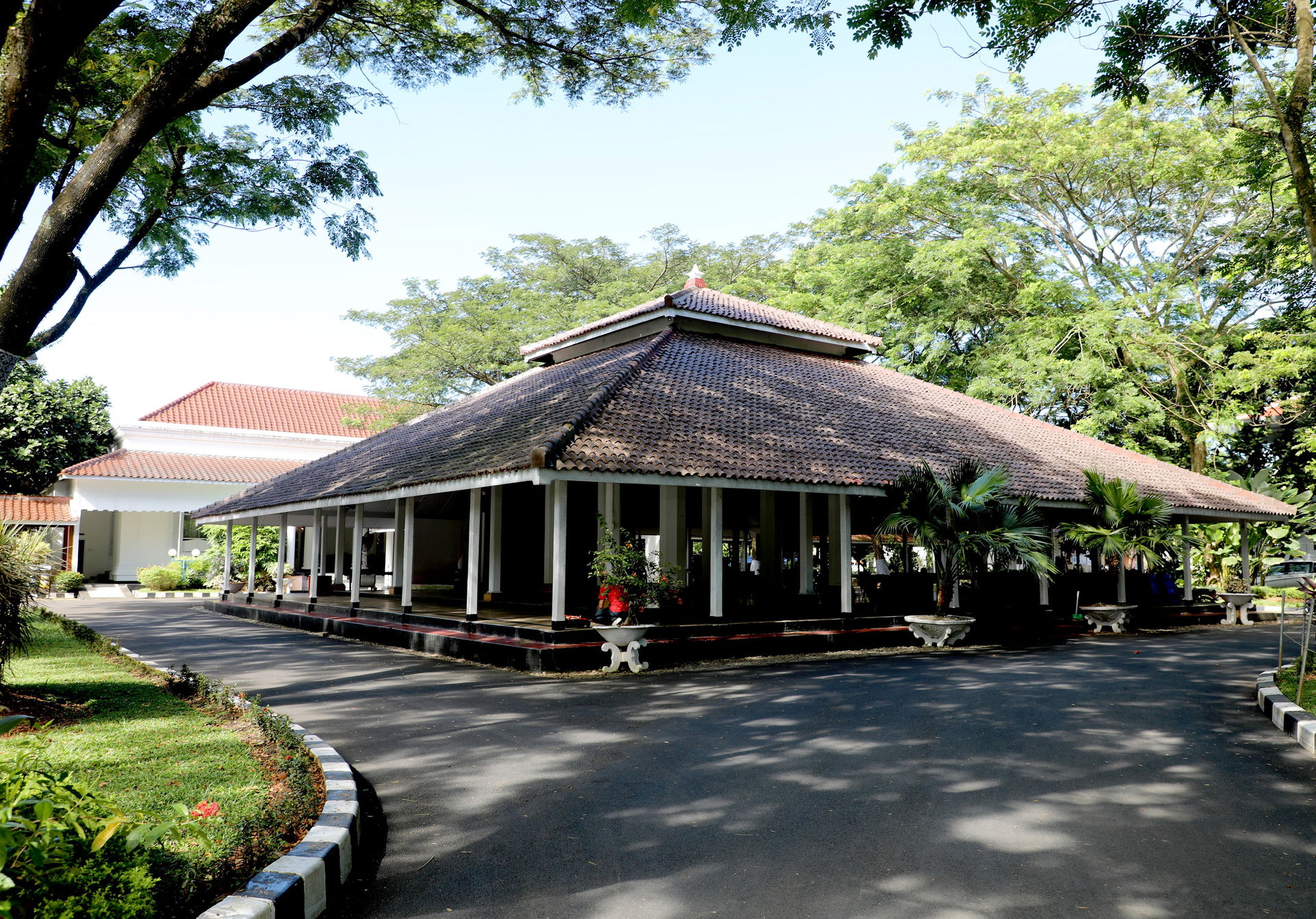 The Lebak Regent's official house is located in the West Rangka…