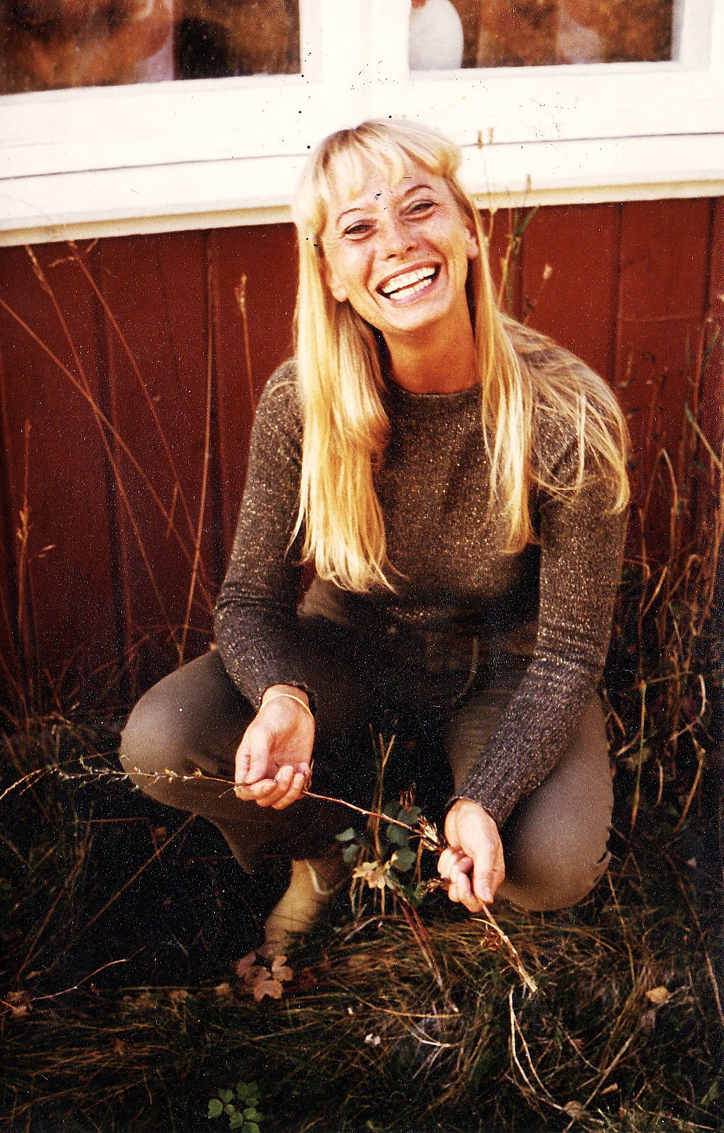 Hannah utenfor Stigerboligen på Lalm ca 1985