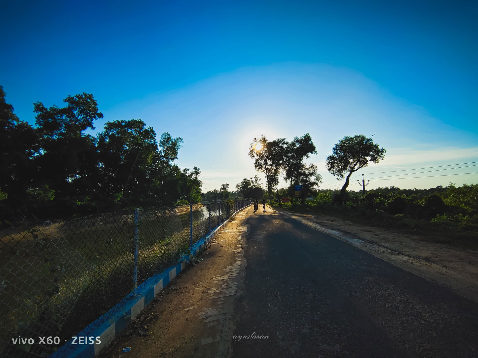 khoai road photo