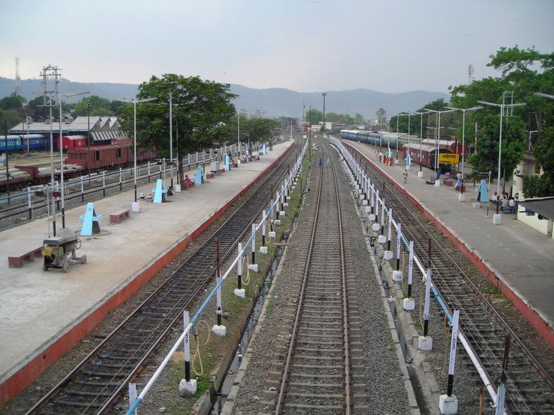 Beautiful view from the sahibganj railway station FOB