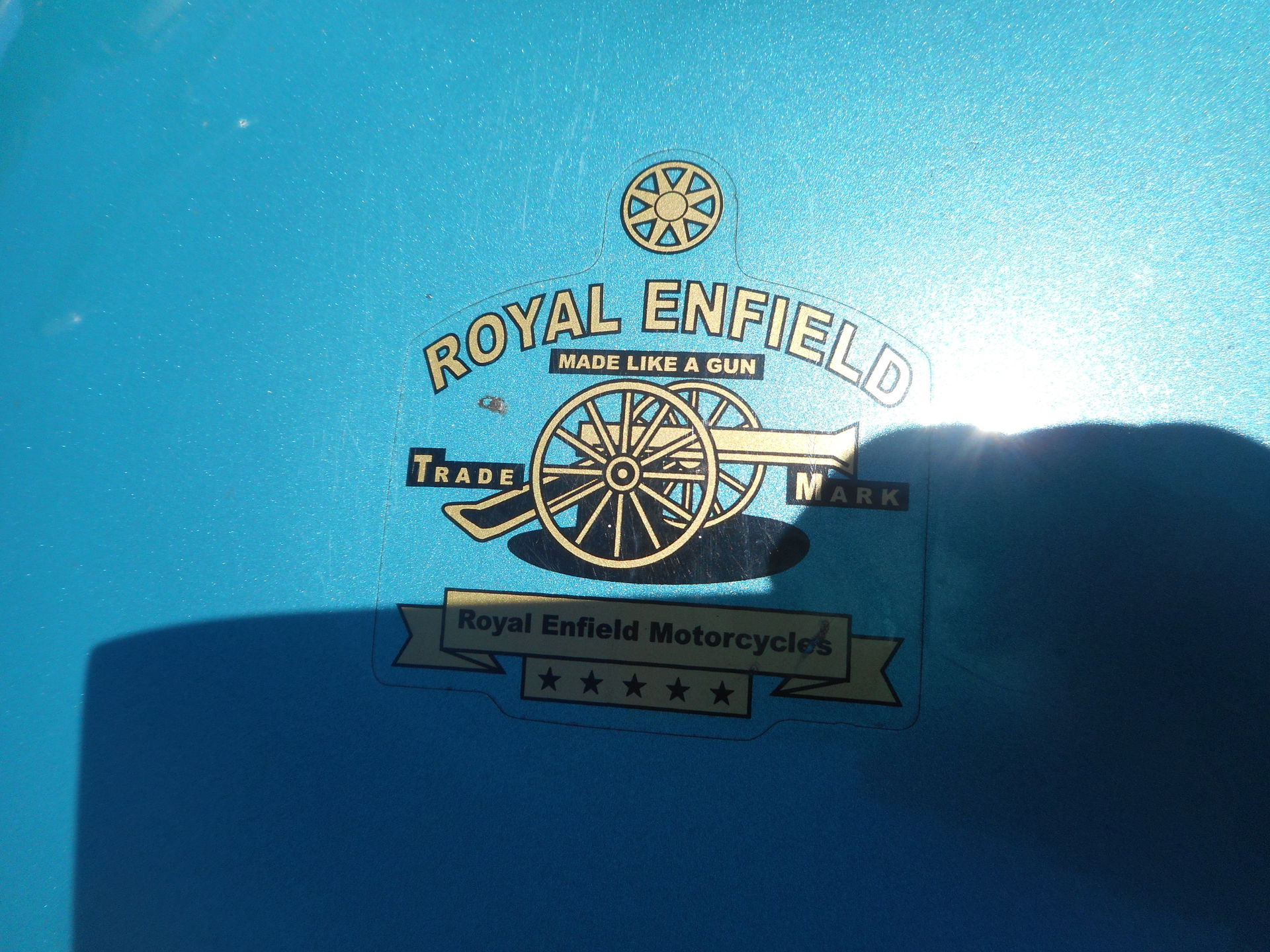 Decal on the gas tank of a rare Royal Enfield Bullet 500 motorc…