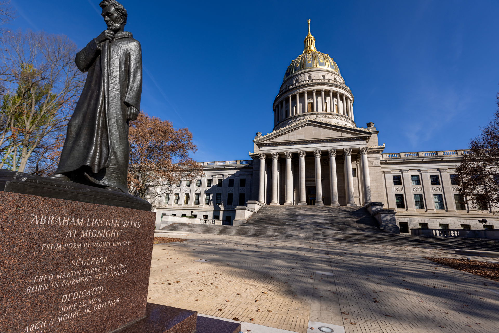 The West Virginia State Capitol building, designed by Cass Gilb…