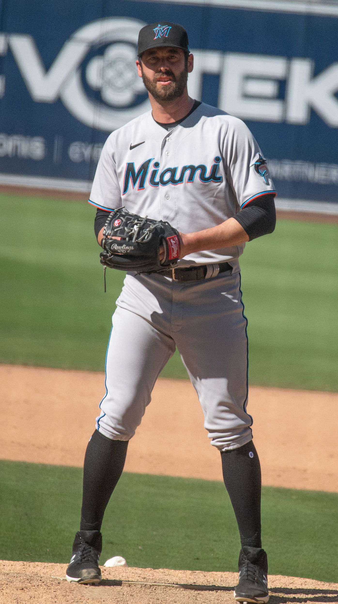 Miami Marlins relief pitcher Dylan Floro stands on the mound at…