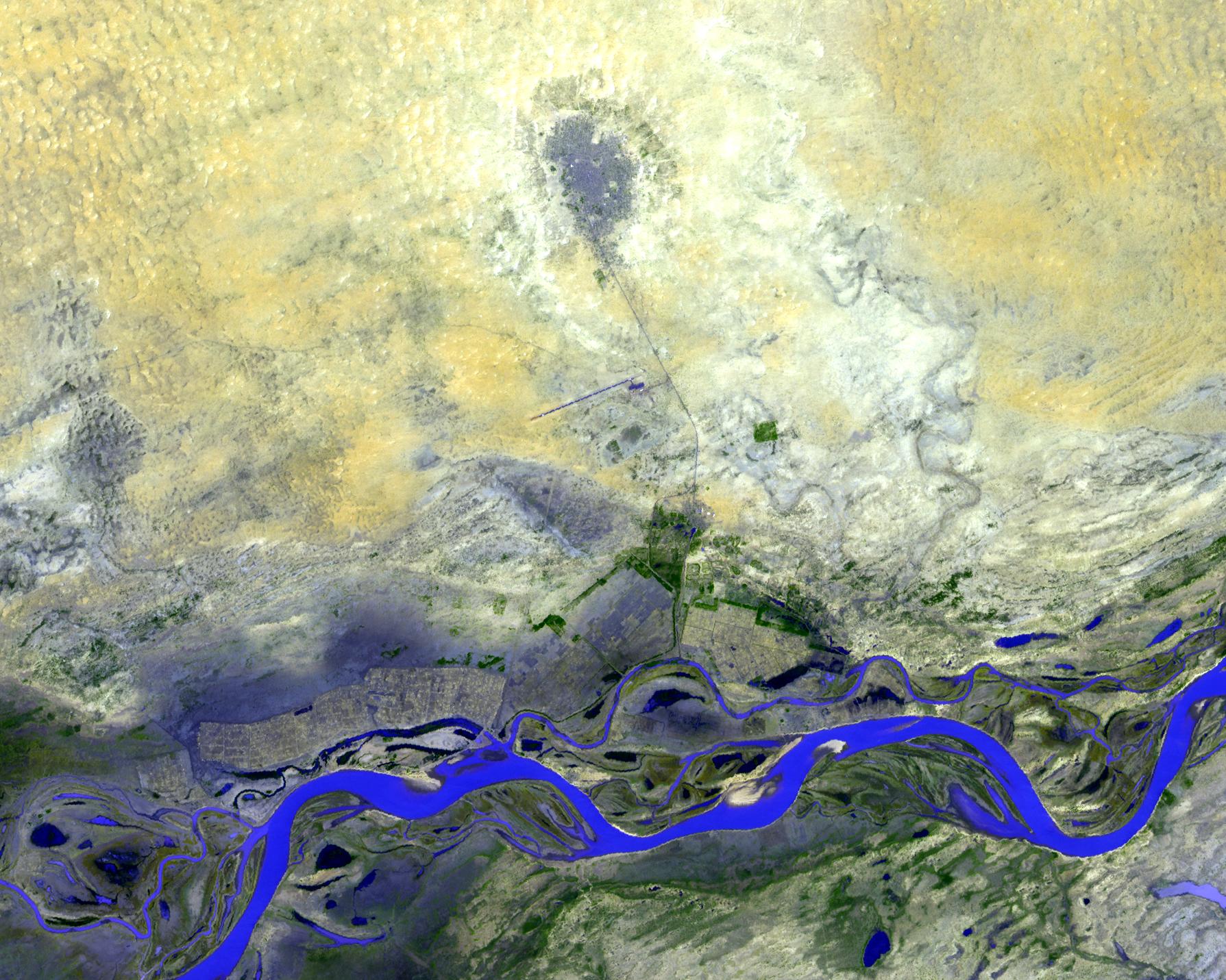 Timbuktu is in the West African Nation of Mali, about 15 km nor…