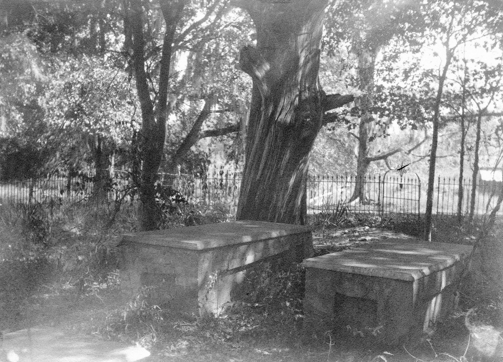 Grave of Jefferson Davis' mother in family cemetery behind Rose…