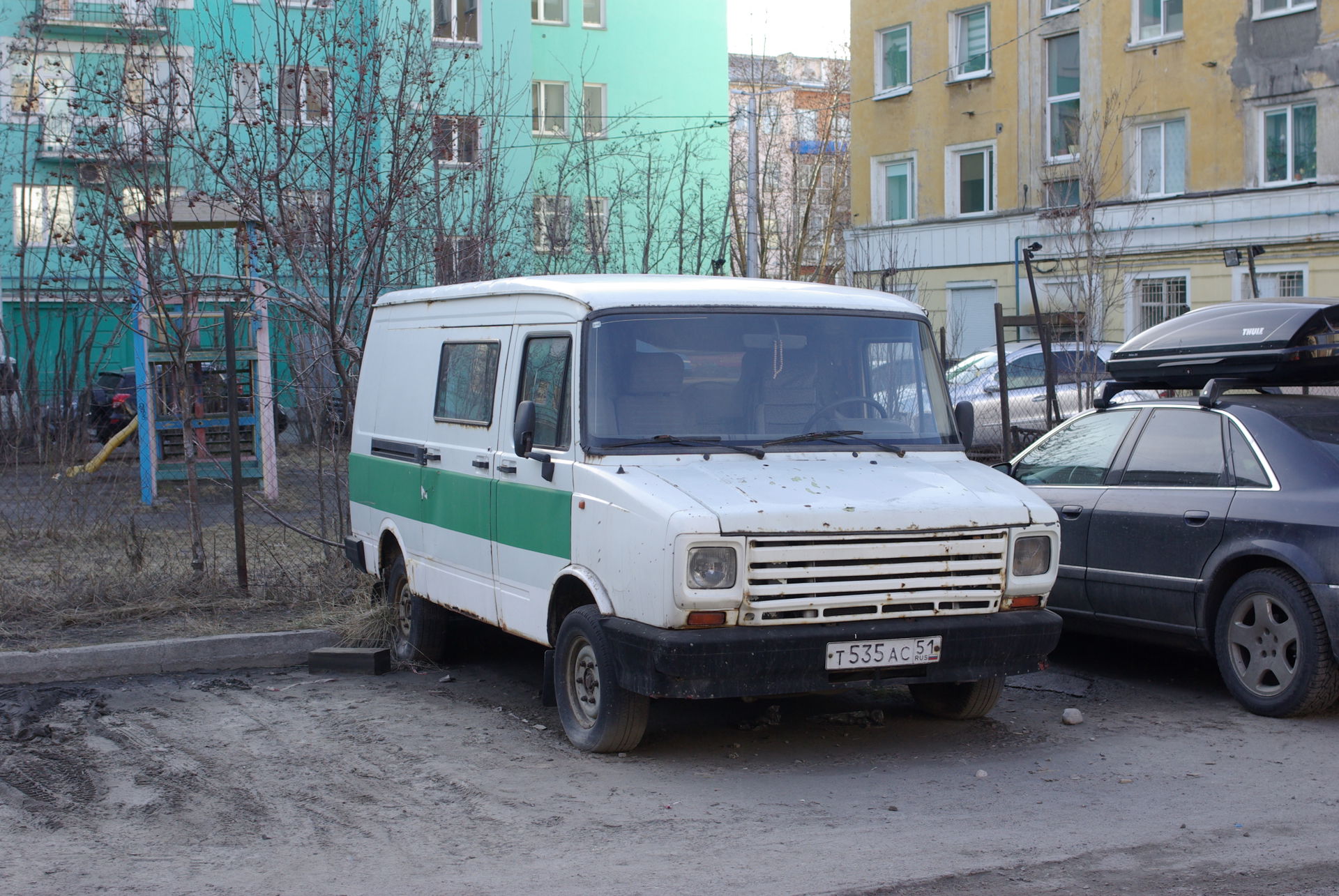 DAF VS 400 Combi Murmansk т535ас51