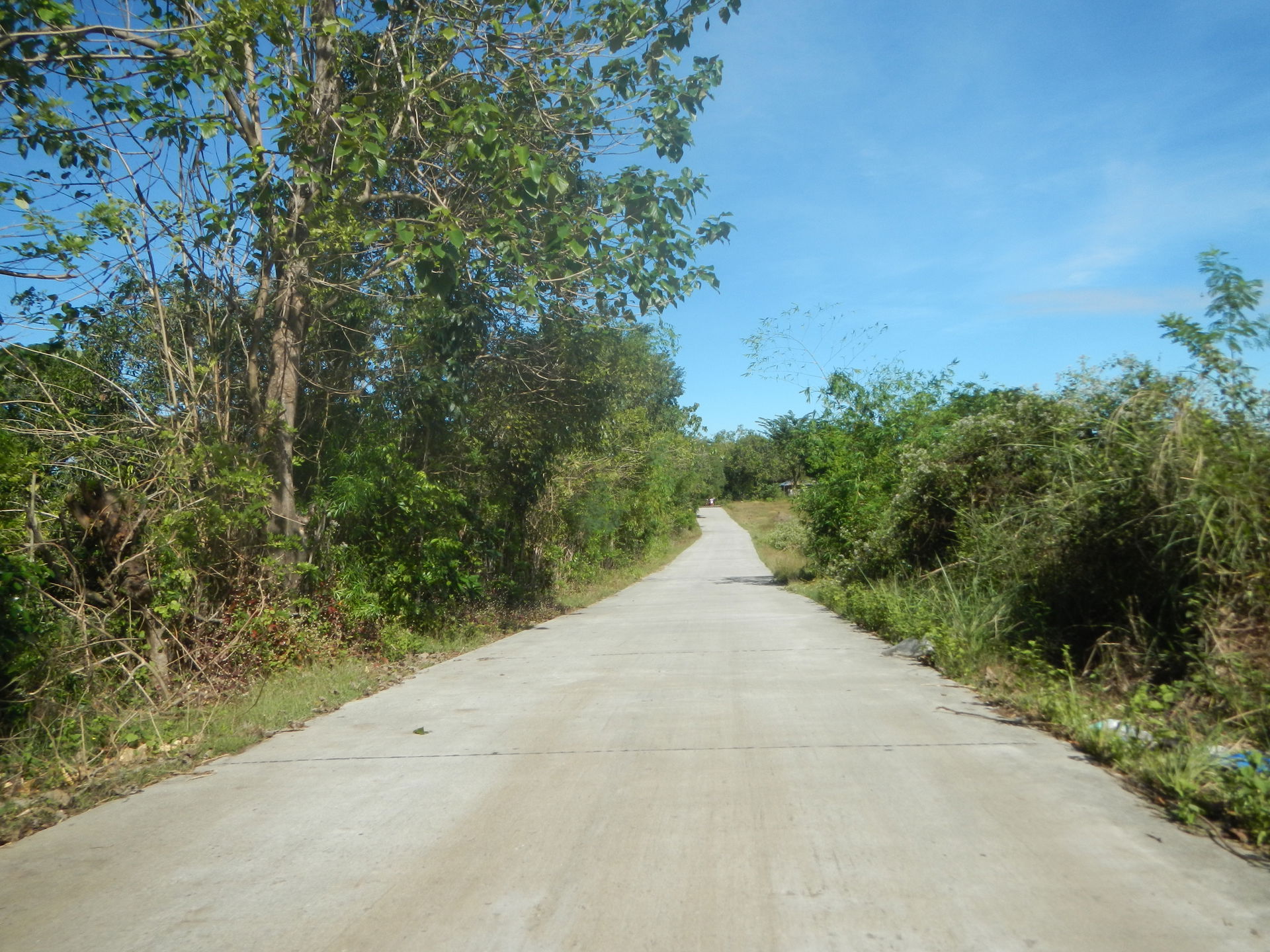 Barangay San Juan de Mata and Laoang, beside Santo Domingo, Tar…