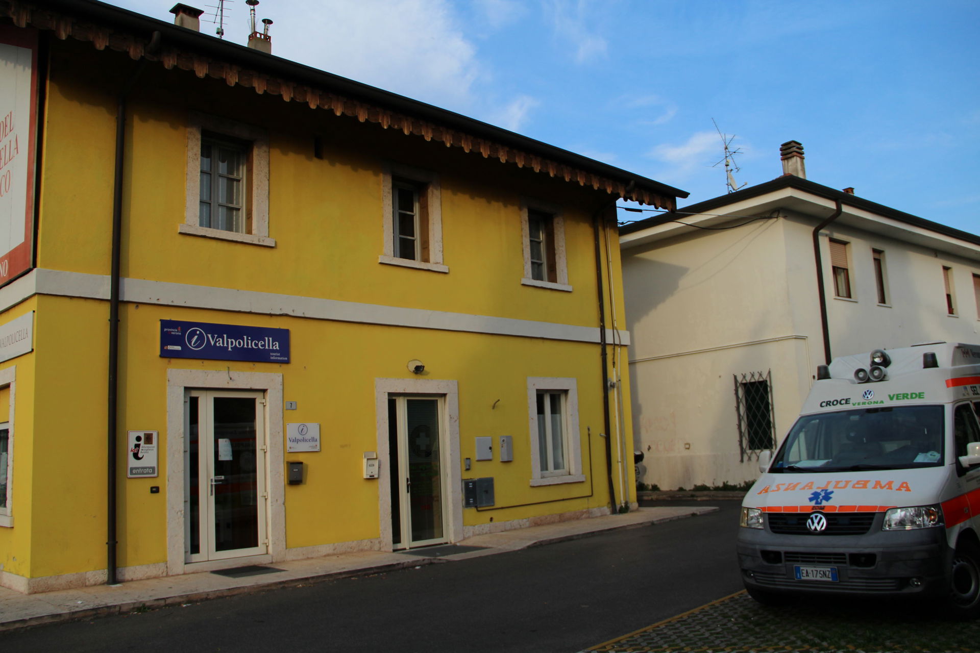 L'attuale sede della pro loco Valpolicella e della Croce Verde …