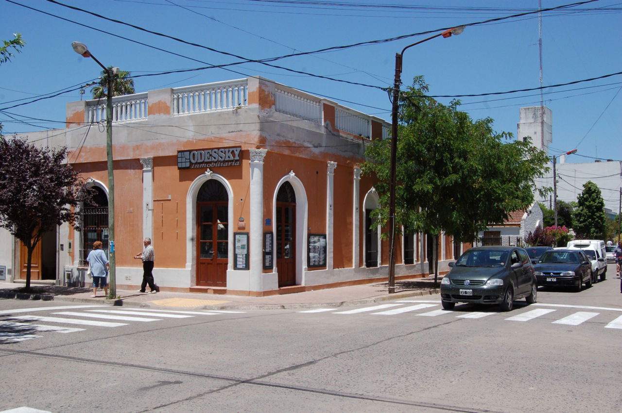 Typical street corner in Cañuelas, Buenos Aires Province, Argen…