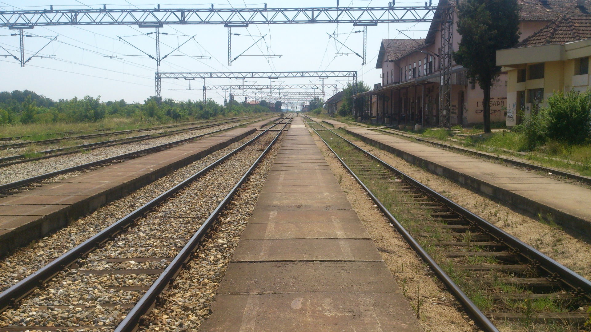 Inđija railway station