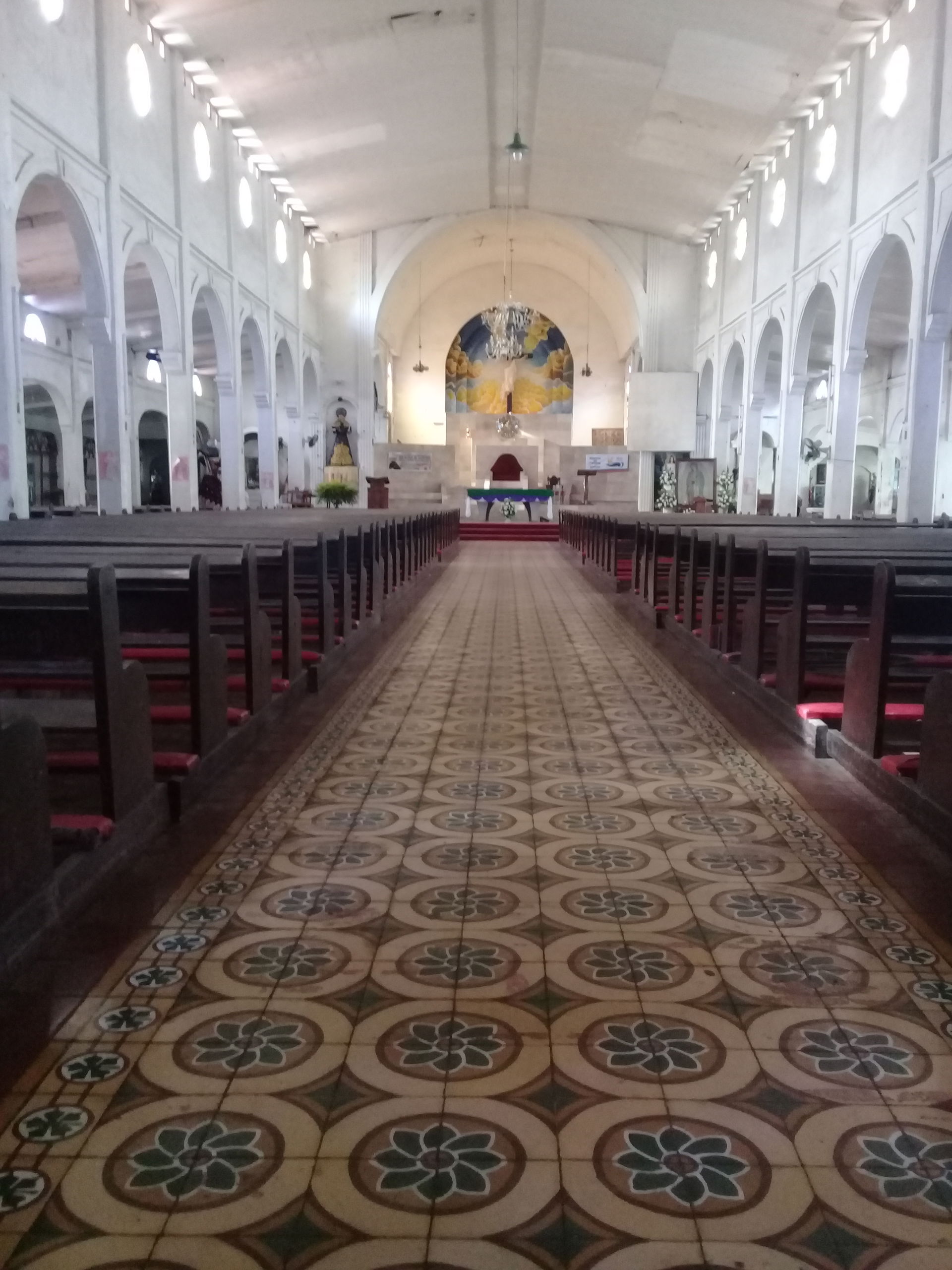 The image shot at the nave of the old St. Nicholas de Tolentino…