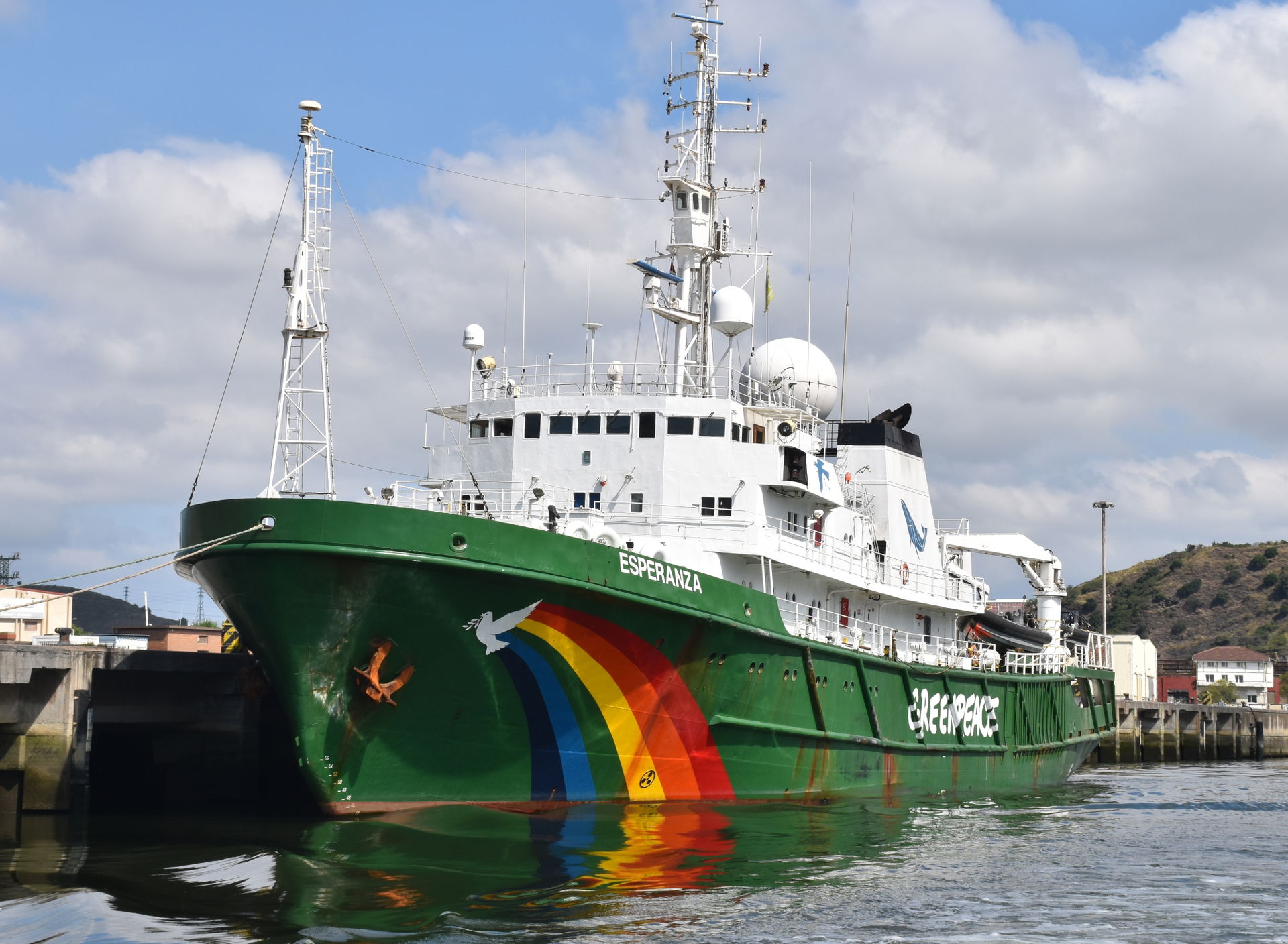 Greenpeace operated mv Esperanza at Zorroza, near Bilbao, 13 Au…