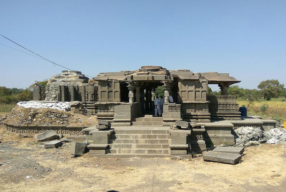 Siddheswara temple made 700 years ago. Hottal, Degloor, Nanded,…