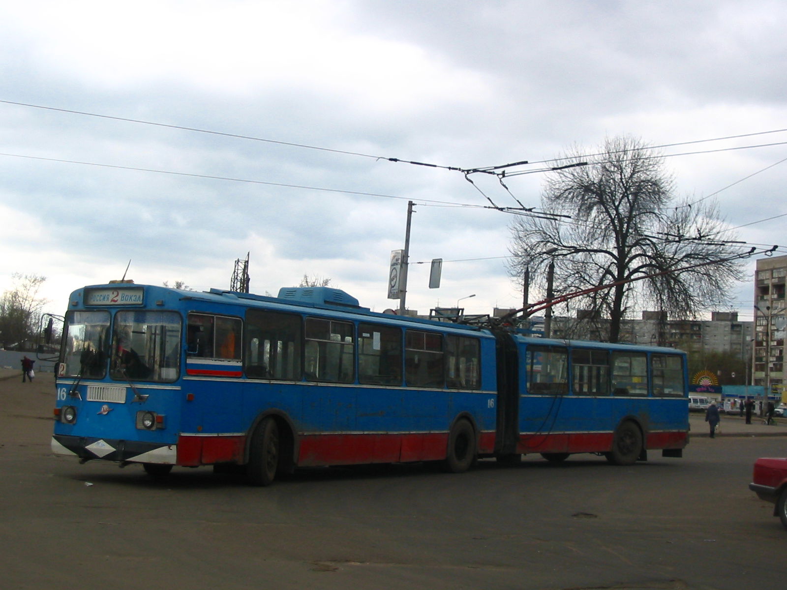 Trolleybuses in Tver at 1 of may 2005