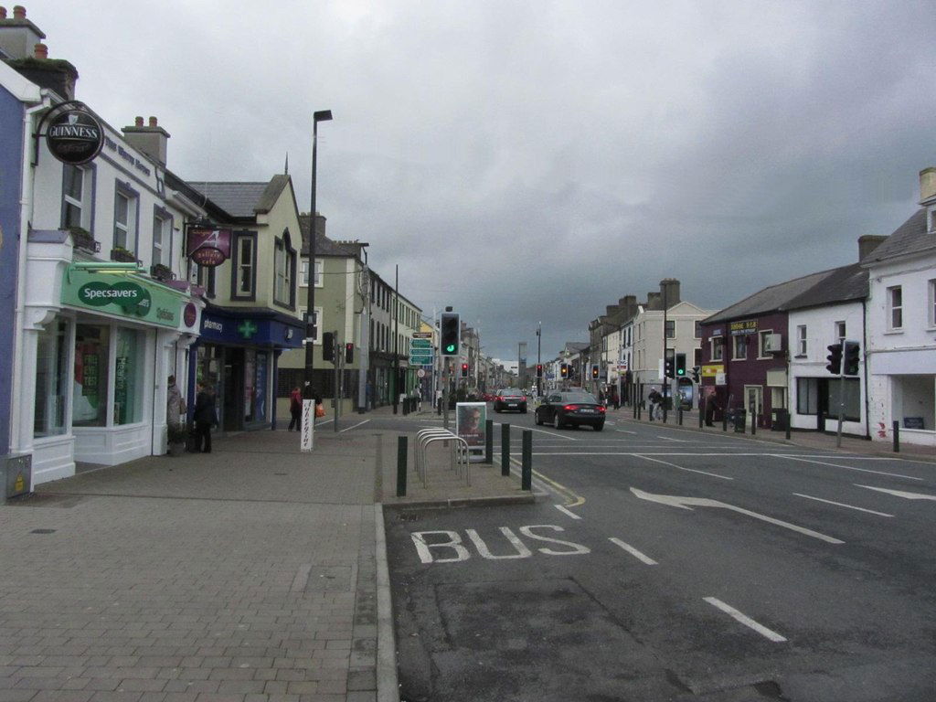 Longford -View N into Main St