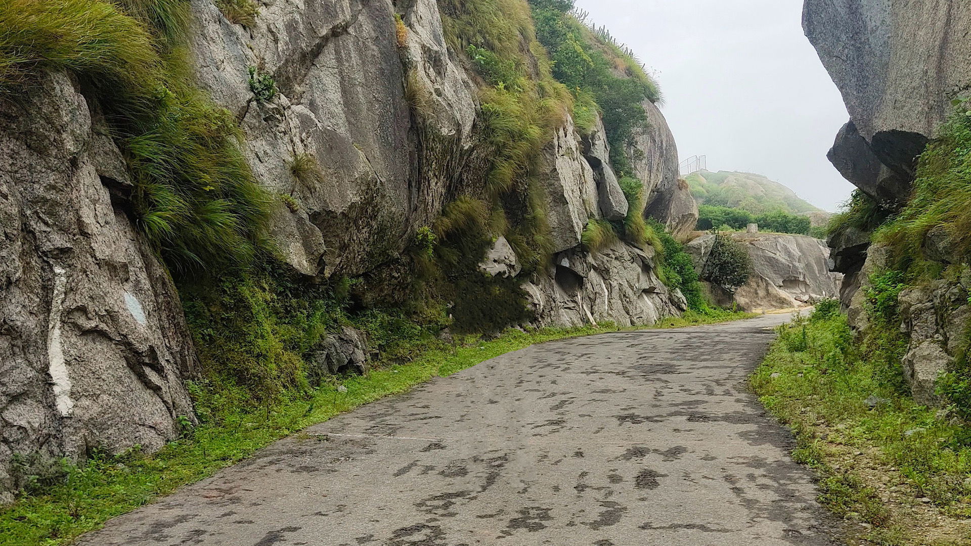 road to GuruShikhar in Mount abu Rajastan India