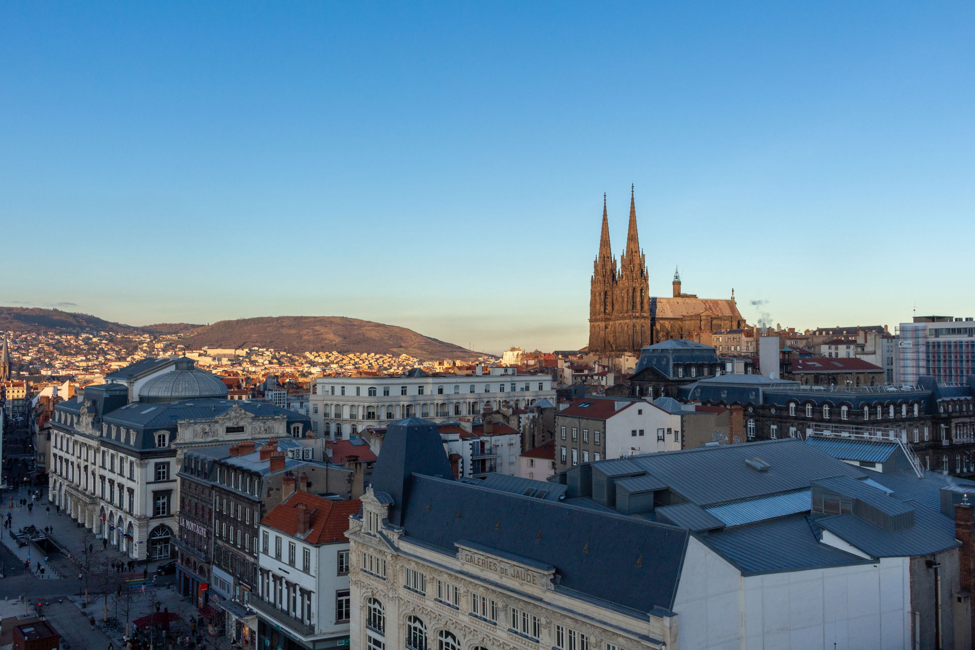 A view of Clermont-Ferrand taken from the top of a Ferris wheel.