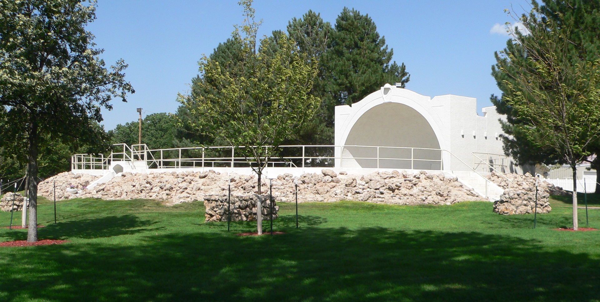 Bandshell in Howard T. Sawhill Memorial Park in St. Francis, Ka…