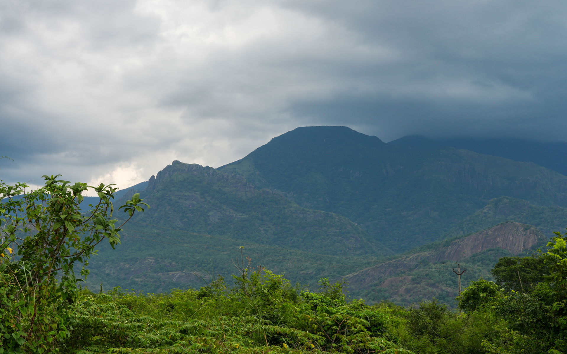 Monsoon clouds over the Western Ghats near Rajapalayam, Virudhu…