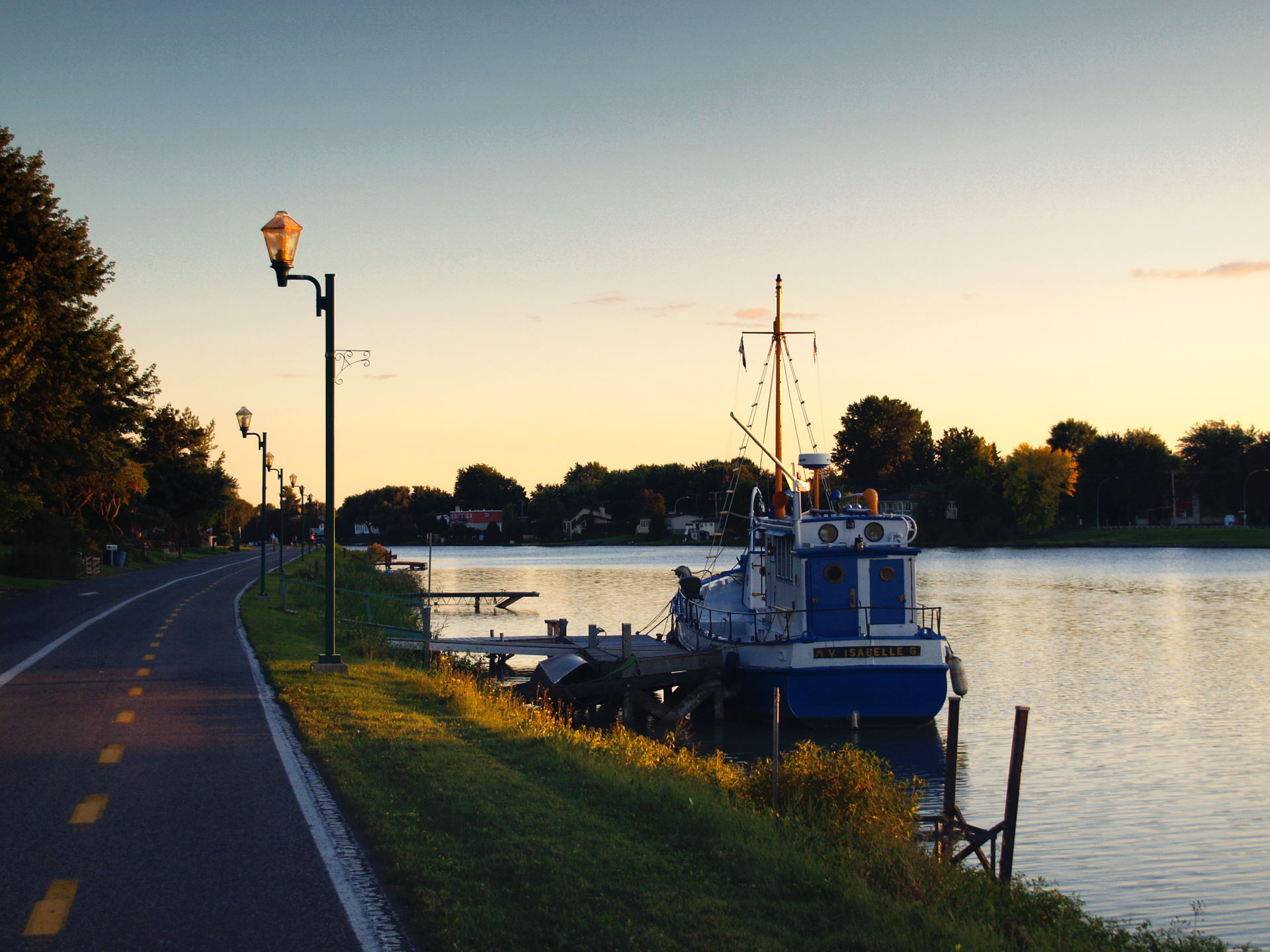 Saint-Jean-sur-Richelieu (Québec) - Le Chemin des Patriotes E l…