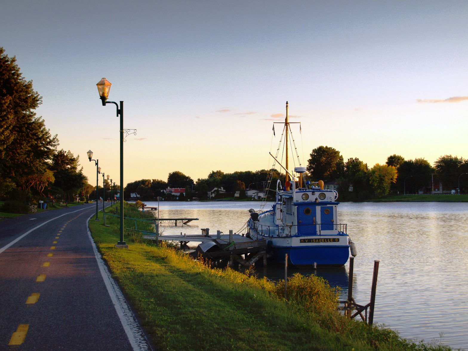 Saint-Jean-sur-Richelieu (Québec) - Le Chemin des Patriotes E l…