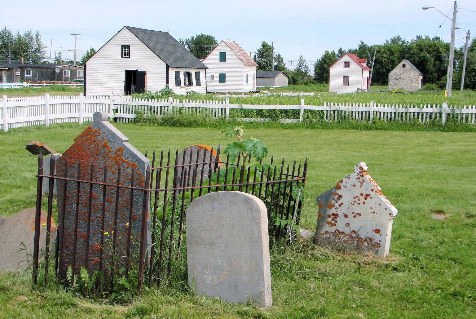 Historic HBC buildings and cemetery in Centennial Park, Moose F…