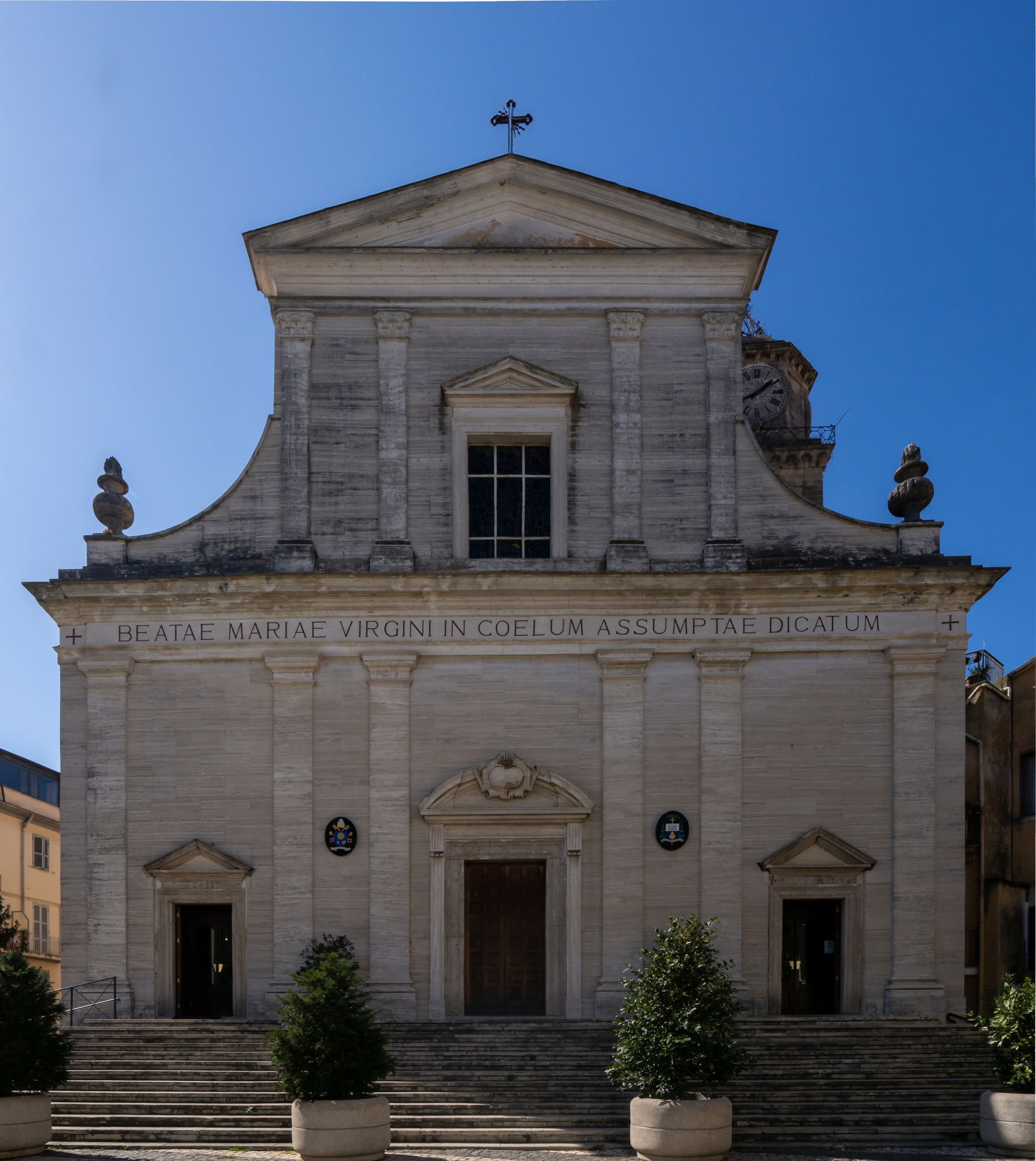 Cathedral (Frosinone) - Exterior