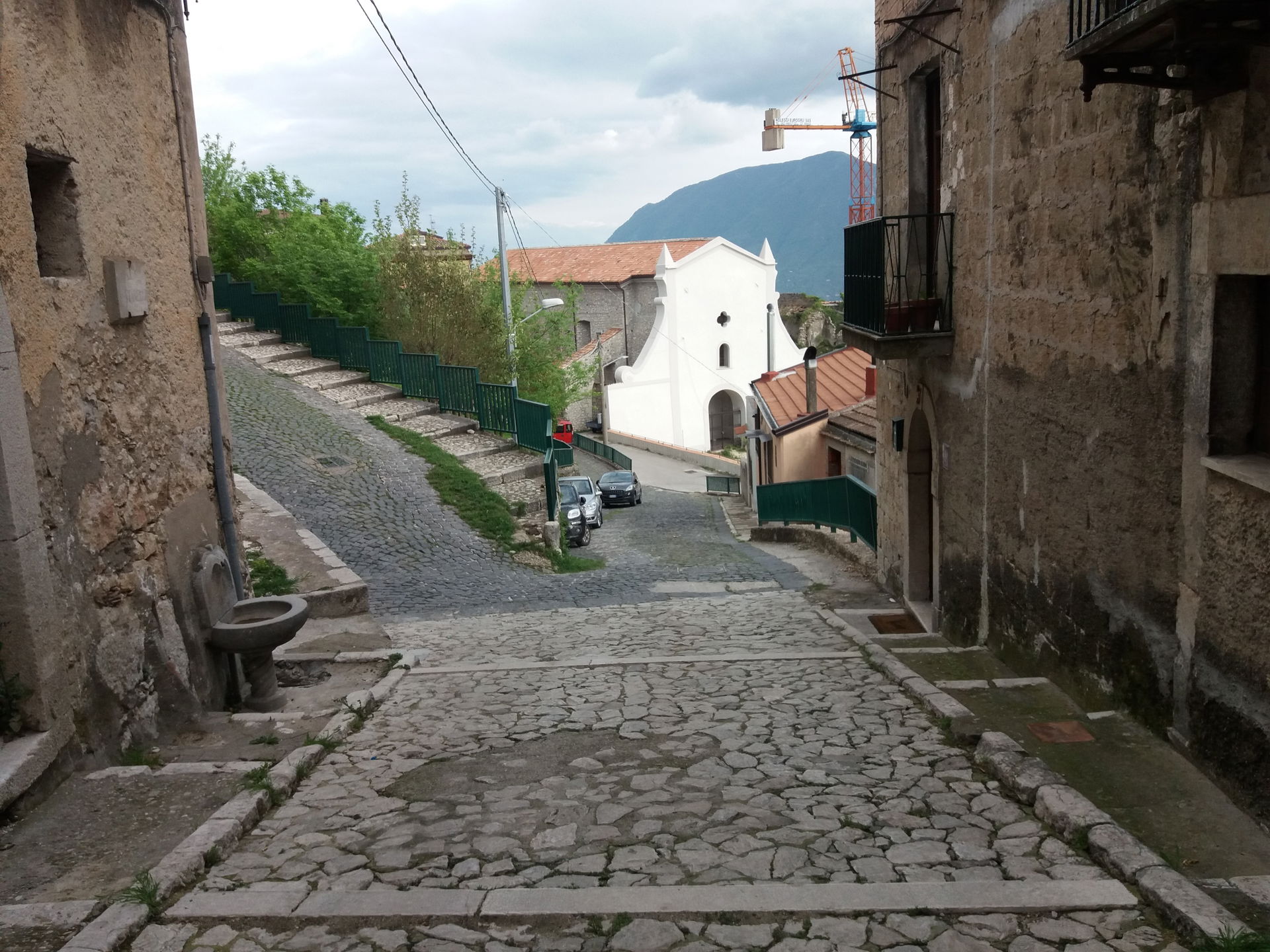 Convento di San Francesco visto dal centro storico