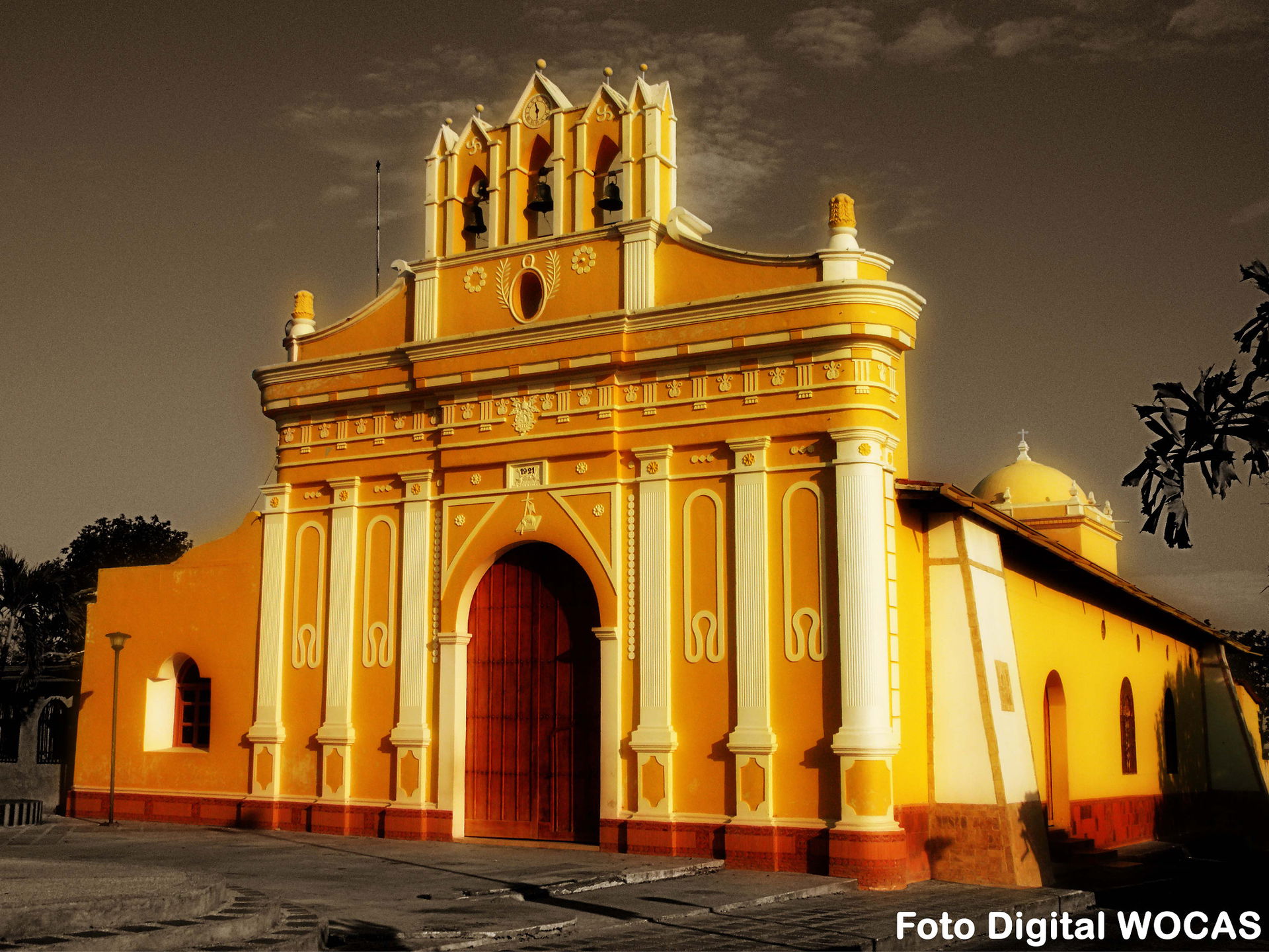 500px provided description: Iglesia San Pedro en la poblaci?n d…